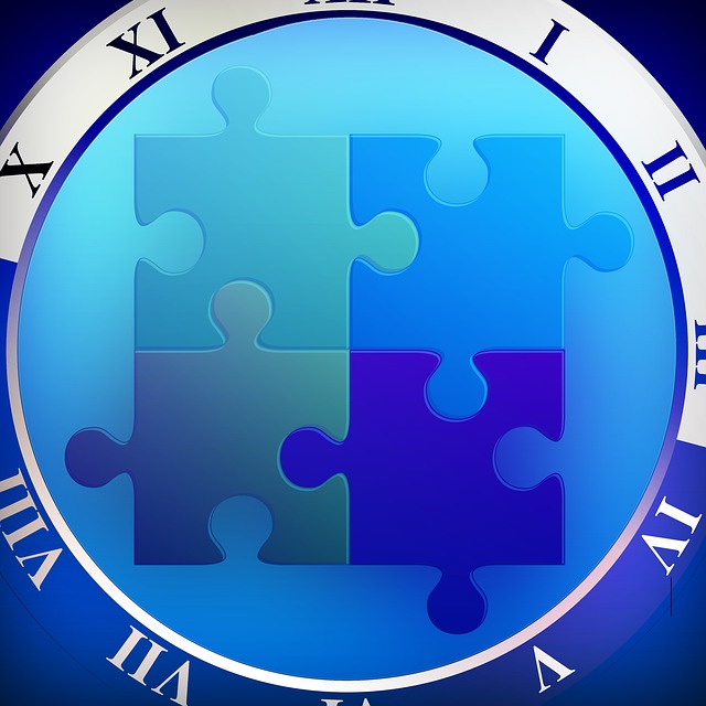 Pixabay: https://pixabay.com/de/illustrations/puzzle-uhr-zeit-tempo-ziffern-210793/